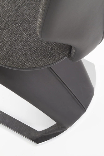 Jídelní židle Missisipi čalouněná ekokůže černá na lyžinách moderní Intesi