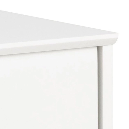 Moderní bílá komoda na dřevěných nohách 100 cm do obýváku a ložnice Actona Mitra