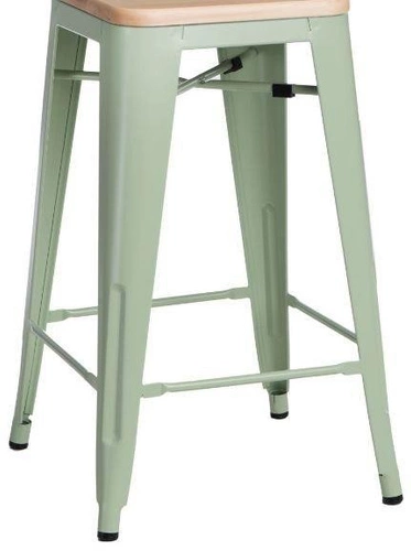 Základ hokejového pařížského dřeva je jasně zelená