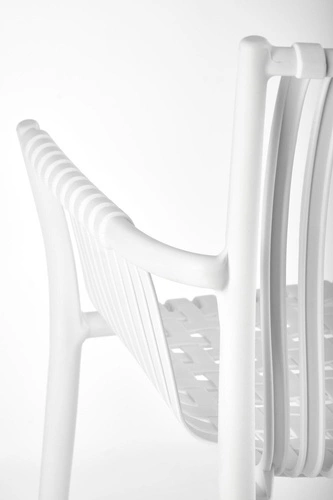 Bílá jídelní a zahradní židle Nathan Intesi s područkami, moderní a snadno čistitelná