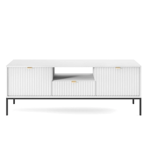 Bílá rýhovaná TV komoda Delicious glamour na vysokých nohách do obýváku 154 cm Intesi