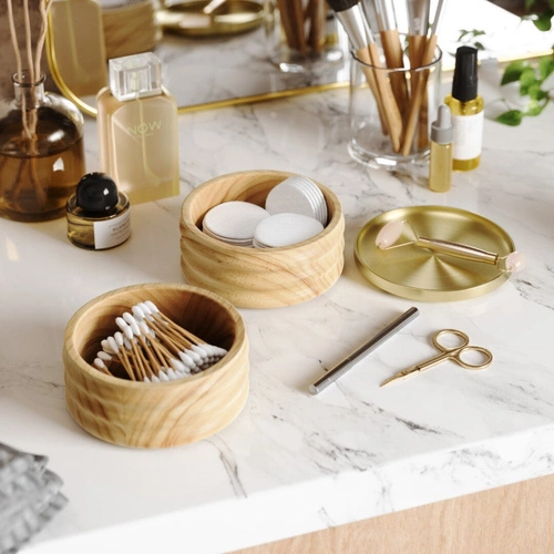 Dvoupatrový dřevěný stojan na šperky Tesora wood Umbra