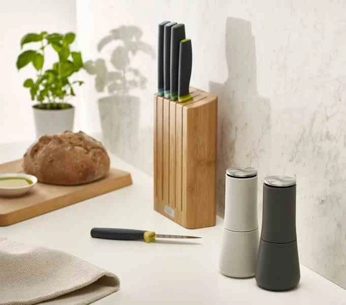 Sada nožů v bambusovém stojanu Elevate JJ