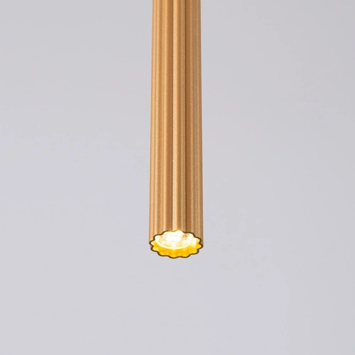 Moderní závěsné zlaté svítidlo ARCHE 1 s nastavitelnou výškou do obýváku, ložnice nebo jídelny