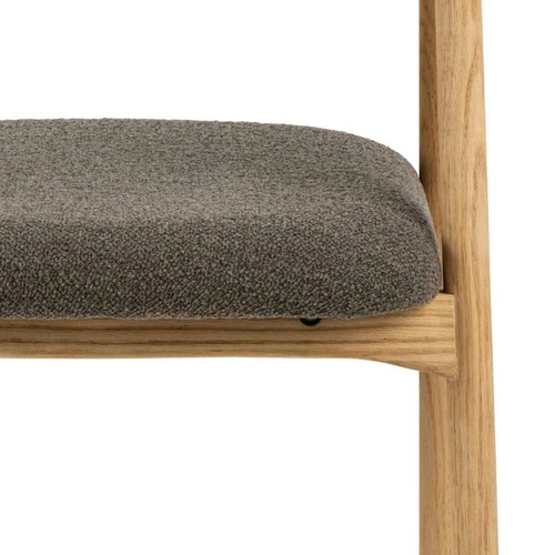 Čalouněná jídelní židle boho Addi Actona hnědý dub s područkami