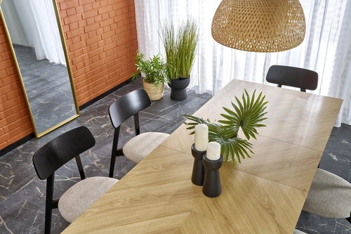 Rozkládací jídelní stůl Manavi 240 cm přírodní dub černé nohy moderní