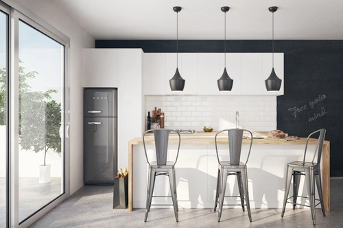 Barová židle Paris Back 66 cm bílá kovová s opěrkou k kuchyňskému ostrůvku ve stylu Tolix industriální D2.DESIGN