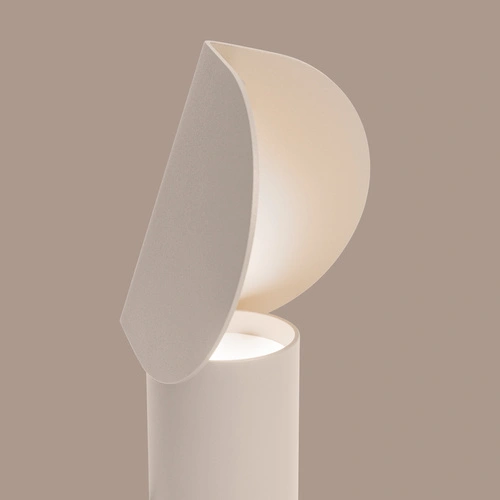 Stolní LED lampa BISCUIT značky THORO LIGHTING, béžová, hliník, 13 × 12 × 15 cm