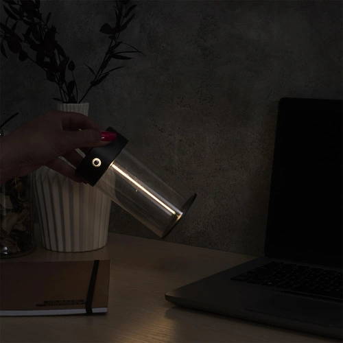 Dekorativní LED lampička Magnetique s USB a stmíváním do kanceláře