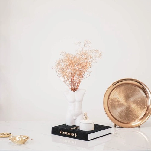 Keramická váza bílý mužský torzo HV decor moderní dekorace do obýváku 24 cm