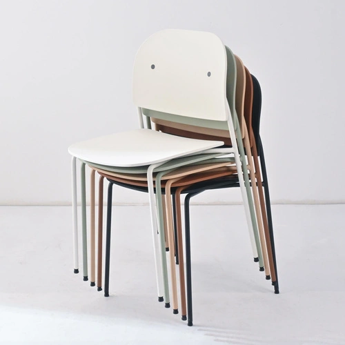 Židle Ravio písková plastová do jídelny a kuchyně moderní