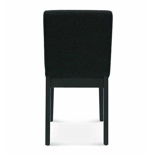 Čalouněná židle Apollo Fameg do jídelny a obývacího pokoje skandinávský styl dřevěná na míru