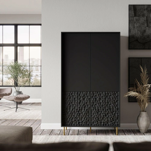 Moderní černá šatní skříň Afir s policemi a tyčí do ložnice 90 cm minimalistická