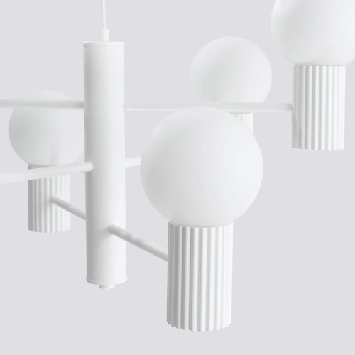 Moderní bílý skleněný lustr HALO 6 do obýváku a jídelny stropní svítidlo