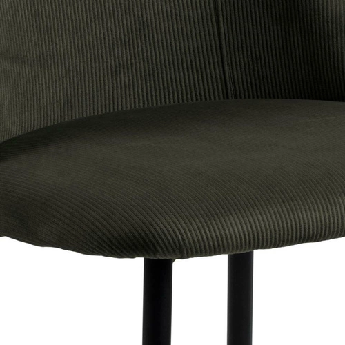 Čalouněná jídelní židle Ines zelená moderní na černých kovových nohách Actona