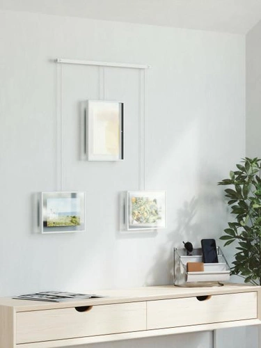 Černý multirám na fotografie 10x15 a 13x18 Umbra Exhibit moderní na zeď