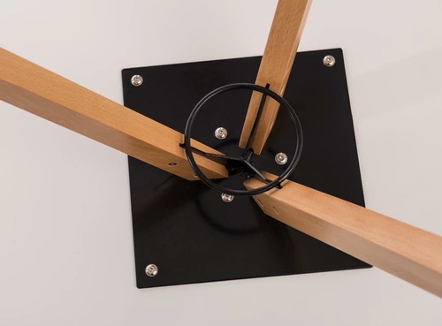 Jídelní kulatý stůl Intesi Rocket bílá deska dřevěné nohy moderní 90 cm