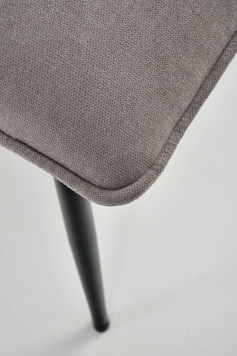 Čalouněná židle Noelle šedá do jídelny a obýváku moderní na černých nohách Intesi