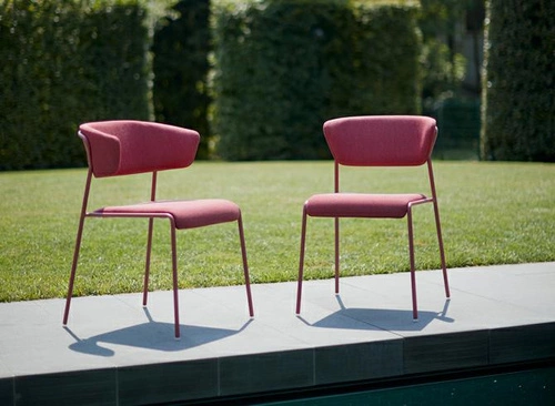 Čalouněná židle Lisa červená voděodolná do jídelny kuchyně na terasu moderní SCAB Design