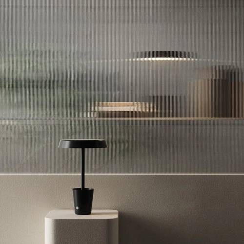 Noční lampička Cup Smart Umbra černá moderní LED RGB s bluetooth do ložnice a na stůl