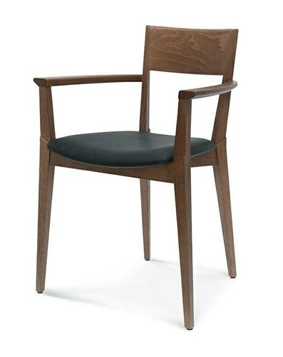 Dřevěná jídelní židle Fameg Fame čalouněná s područkami na míru