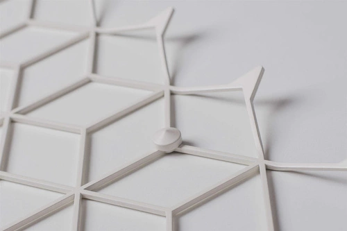 Moderní bílý kovový nástěnný věšák Stiga M POLYHEDRA do předsíně nebo šatny