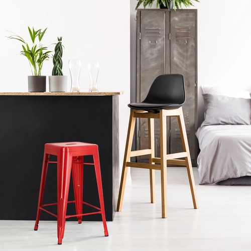 Barová stolička Paris 66 cm červená kovová industriální bez opěradla k kuchyňskému ostrůvku inspirovaná Tolix