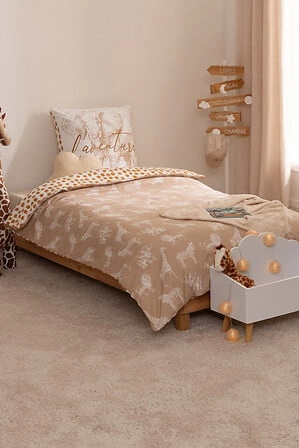 Kompletní sadu ložního prádla s potiskem Savana 140 x 200 cm