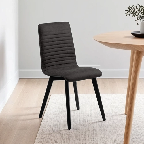 Čalouněná židle Arosa Actona do jídelny a obýváku glamour černá s dřevěnými nohami