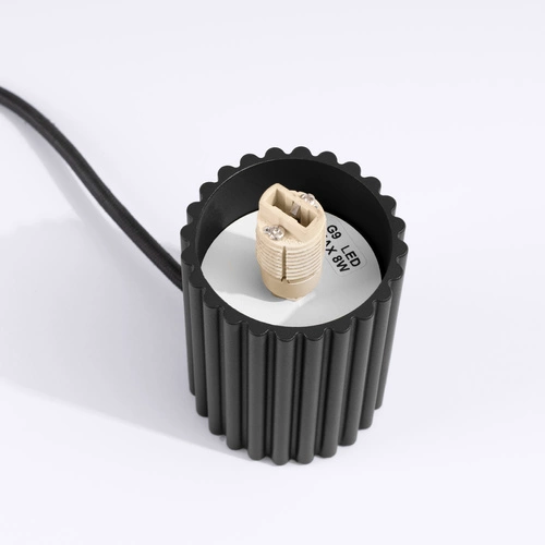 Stolní lampa HALO černá moderní na pracovní stůl do obýváku a ložnice hliník a sklo