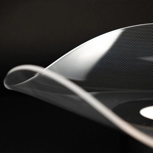 Stropní LED svítidlo Velo no.1 zlaté, nastavitelné do obýváku a jídelny ALTAVOLA DESIGN