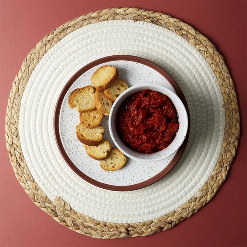 Kulatá bílá prostírka z mořské trávy Seagrass 38 cm Intesi boho do jídelny