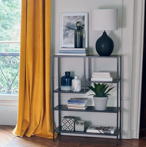 Kovová černá knihovna Gota 5 polic moderní do obýváku a kanceláře Atmosphera