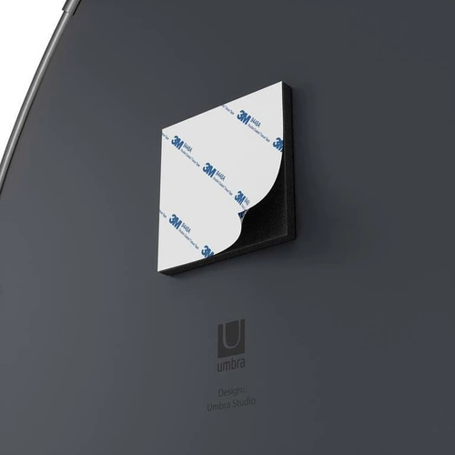 Sada 3 asymetrických zrcadel Hubba Pebble Umbra do předsíně v kovovém rámu