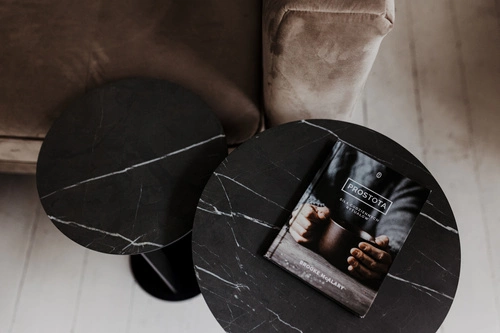 Stolek ODEN 350 grigia pietra