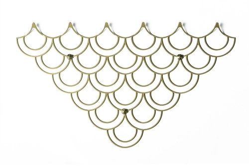 Zlatý nástěnný věšák Husk M Polyhedra moderní kovový do předsíně 56 cm