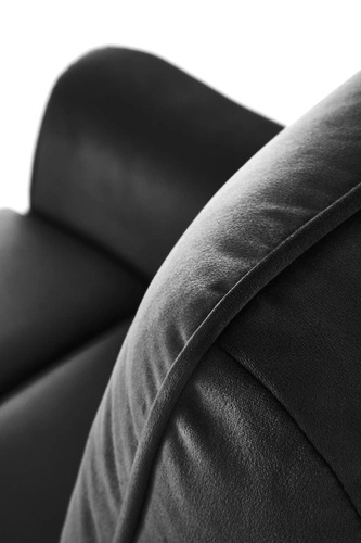 Rozkládací křeslo do obýváku Karlin Velvet černý samet s USB moderní relaxační Intesi