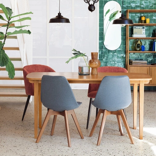 Křeslo Celeste do obýváku, sametový manšestr, terakota, moderní s područkami