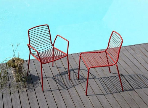 Zelená kovová zahradní židle moderní stohovatelná na terasu Summer SCAB Design