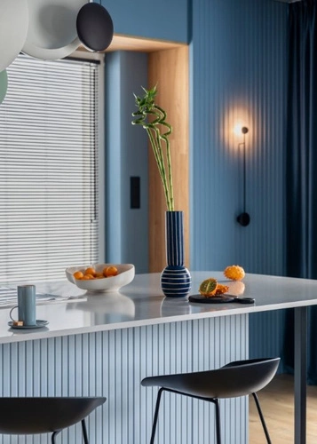 Barová židle Molly černá moderní s opěrkou do kuchyně a k ostrůvku 66 cm Intesi