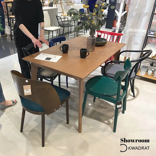 Jídelní židle Fameg Avola čalouněná dubová skandinávská na míru mušle