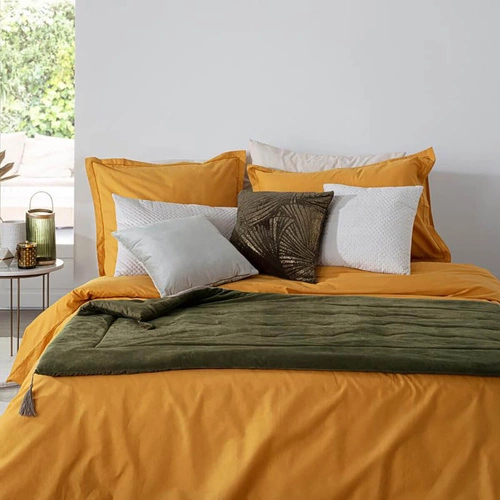 Sametový přehoz na postel Atmosphera 80x180 cm khaki boho do ložnice měkký