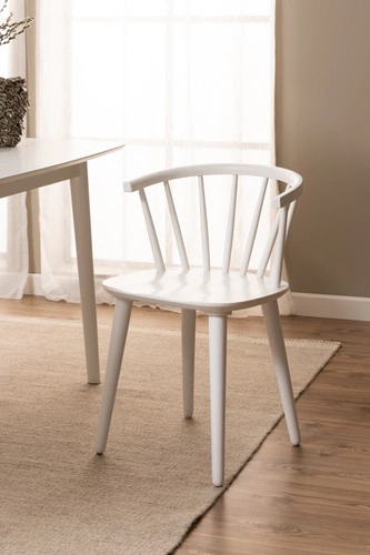 Dřevěná jídelní židle Ida Actona bílá s područkami ve skandinávském stylu do jídelny a kuchyně