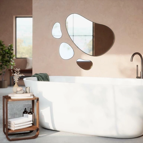 Sada 3 asymetrických zrcadel Hubba Pebble Umbra do předsíně v kovovém rámu