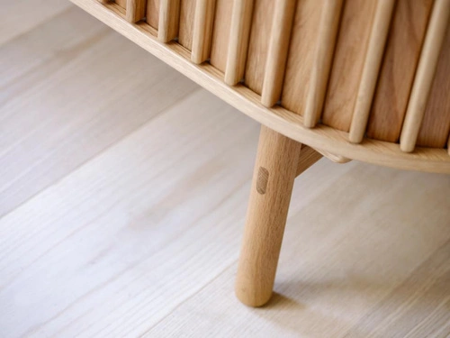 Komoda Carno dřevěná rýhovaná 160 cm moderní do obývacího pokoje