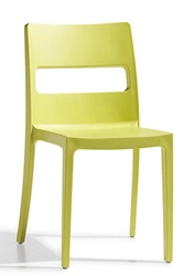 Zahradní žlutá stohovatelná plastová židle Sai na zahradu a do banketních sálů SCAB Design