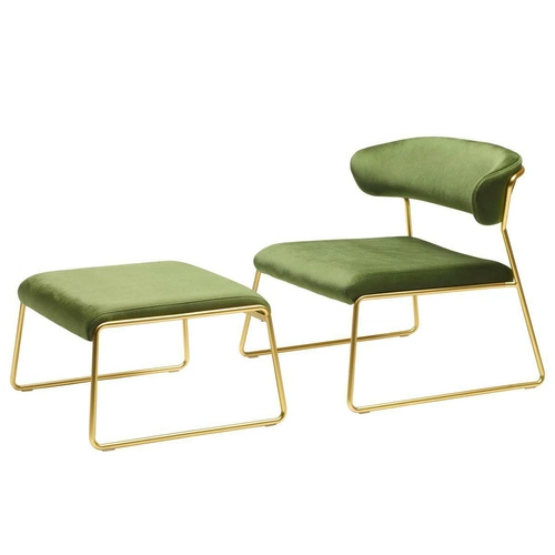 Zelené sametové lounge křeslo Lisa SCAB Design na zlatých lyžinách do moderního glamour obýváku