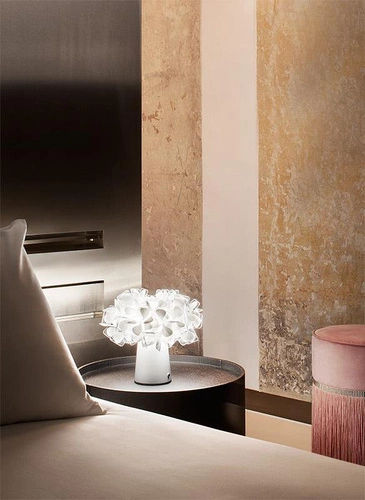 Stolní lampa Clizia kouřová