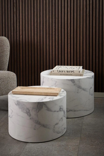 Sada 2 kulatých konferenčních stolků Dice bílý mramor moderní do obýváku 2v1 Actona