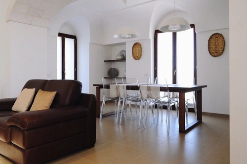 Průhledná jídelní a zahradní židle SCAB Design moderní stohovatelná z plastu